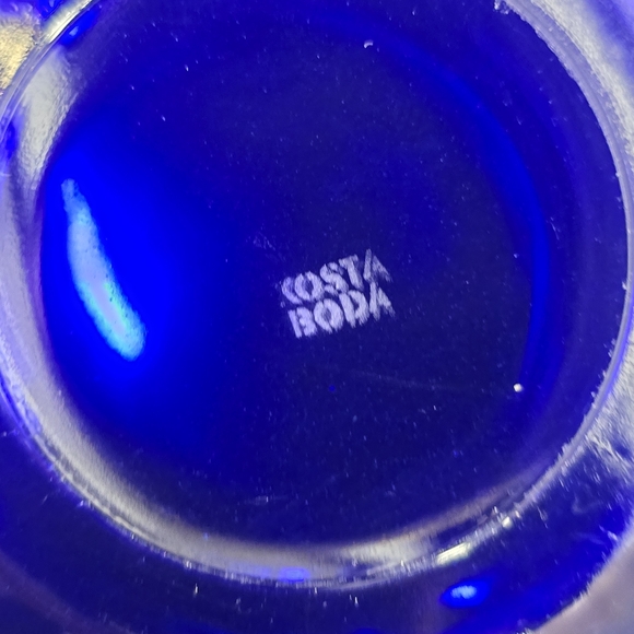 Kosta Boda Medium Blue Contrast Bowl 9" - Picture 6 of 8